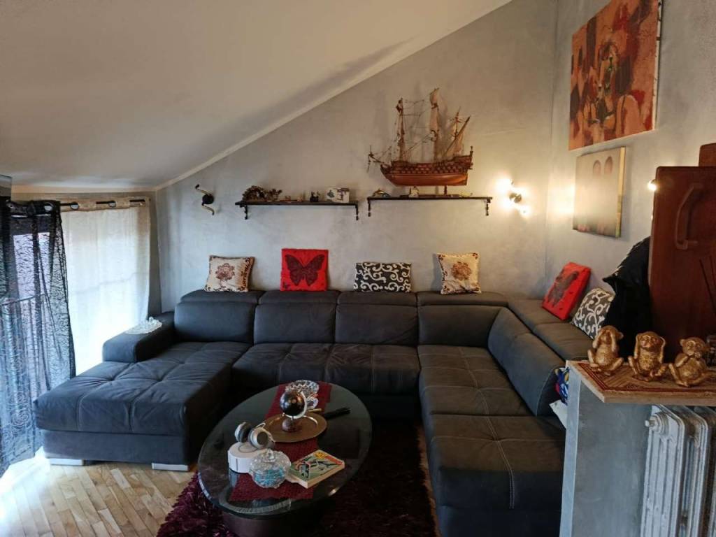 appartamento in vendita a Torino in zona Mirafiori Sud