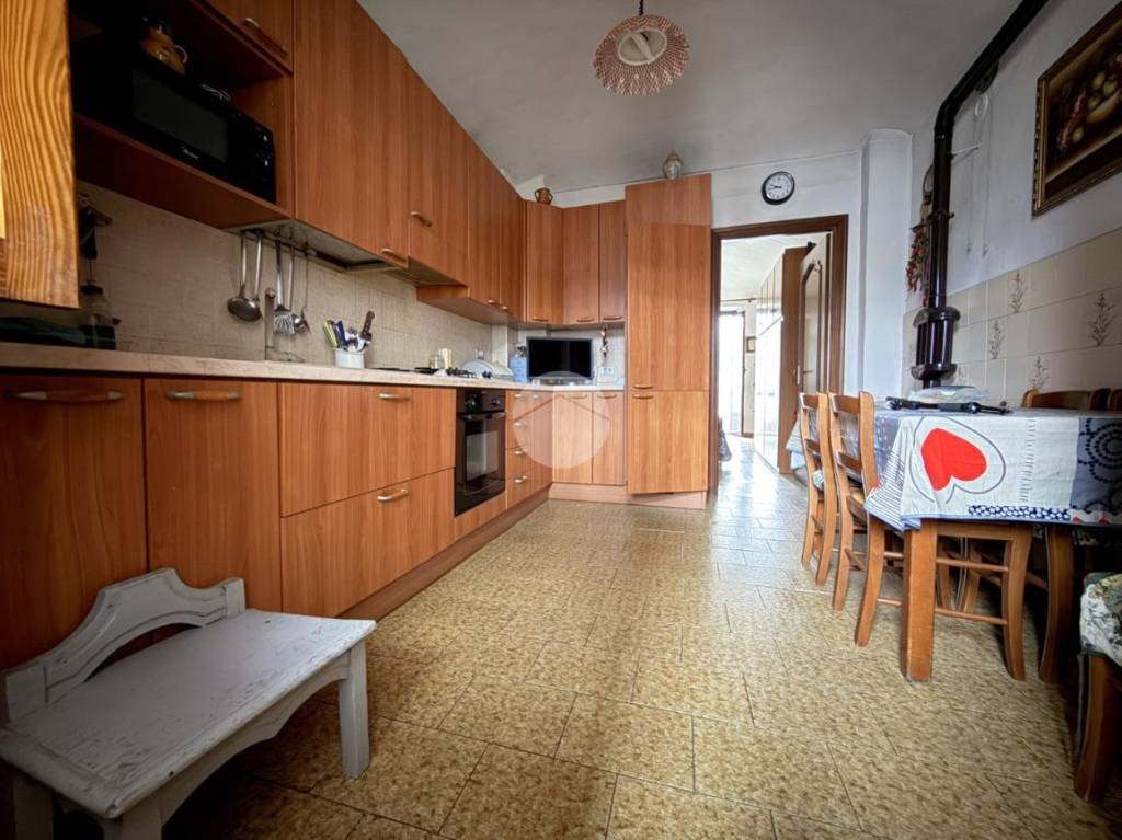 appartamento in vendita a Torino in zona Borgata Vittoria