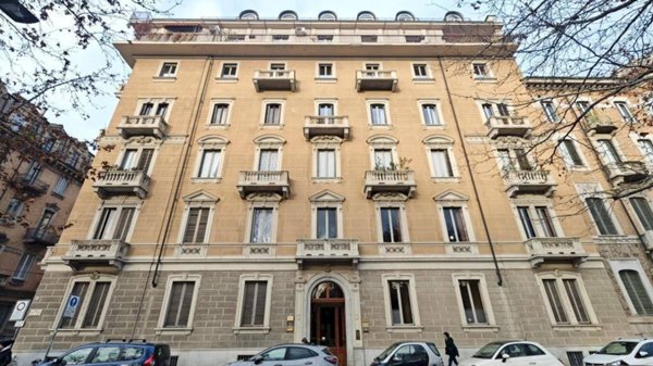 appartamento in vendita a Torino in zona Cit Turin