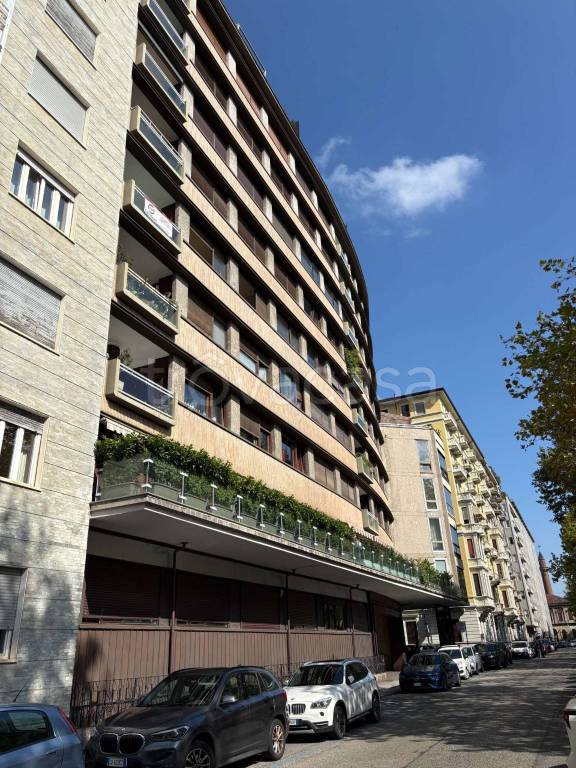 appartamento in vendita a Torino in zona San Salvario