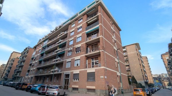 appartamento in vendita a Torino in zona Santa Rita