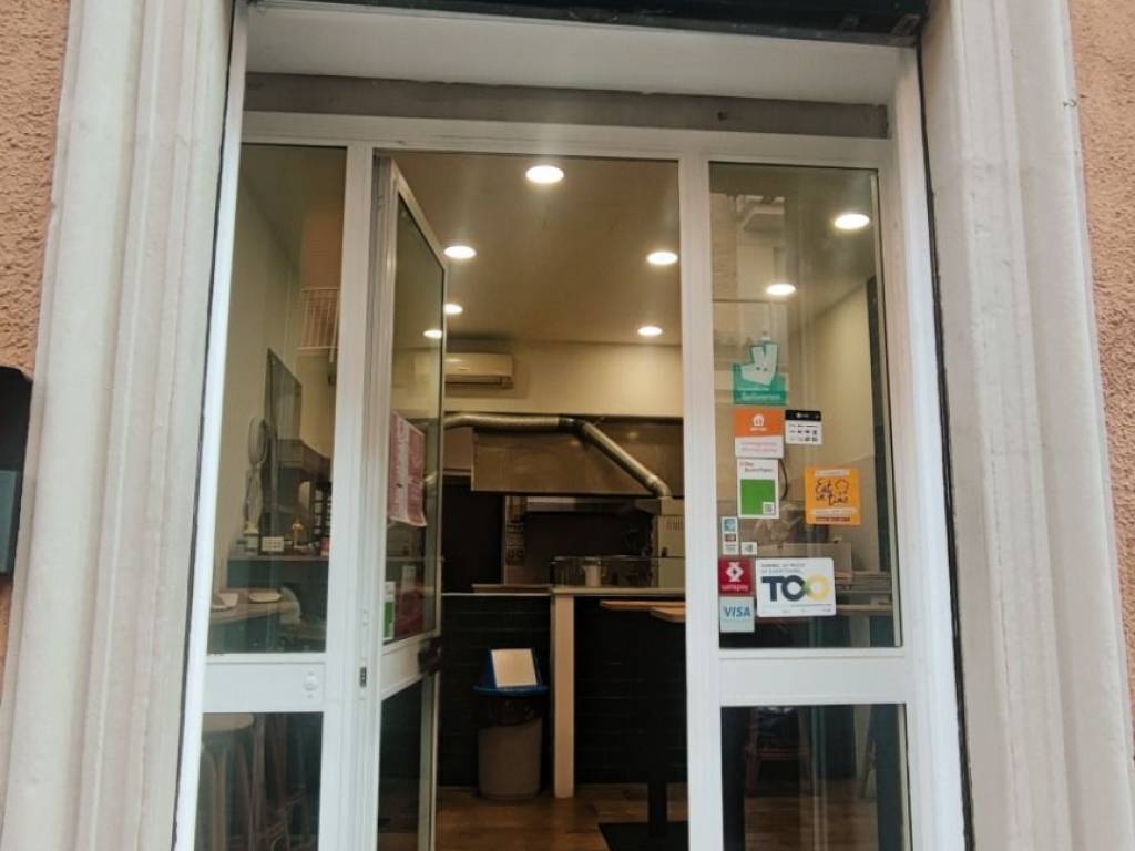 negozio in vendita a Torino in zona Cit Turin