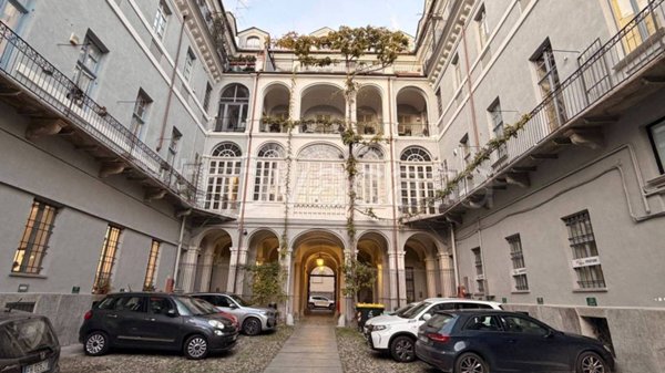 appartamento in vendita a Torino in zona Centro Storico