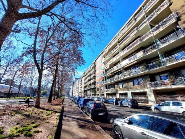 appartamento in vendita a Torino in zona Parella
