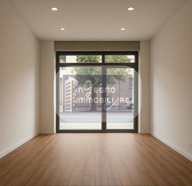 negozio in vendita a Torino in zona Madonna di Campagna