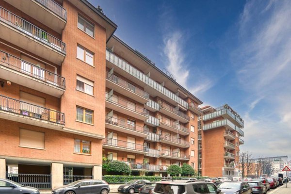 appartamento in vendita a Torino in zona Pozzo Strada