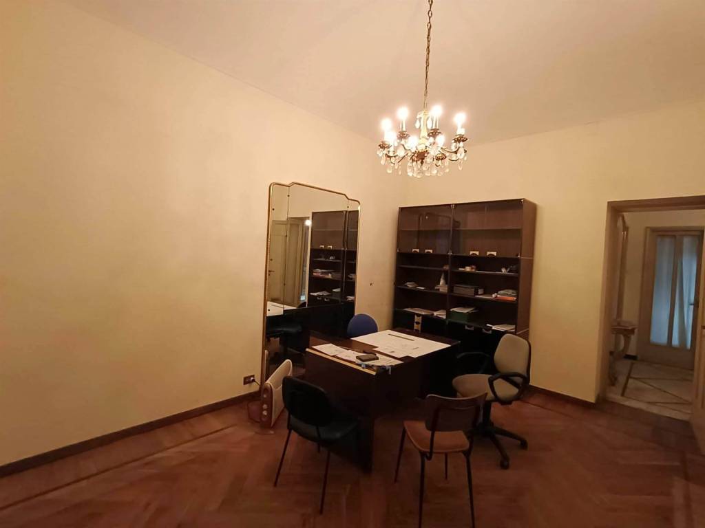 appartamento in vendita a Torino in zona Cenisia