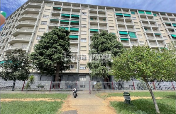 appartamento in vendita a Torino in zona Regio Parco