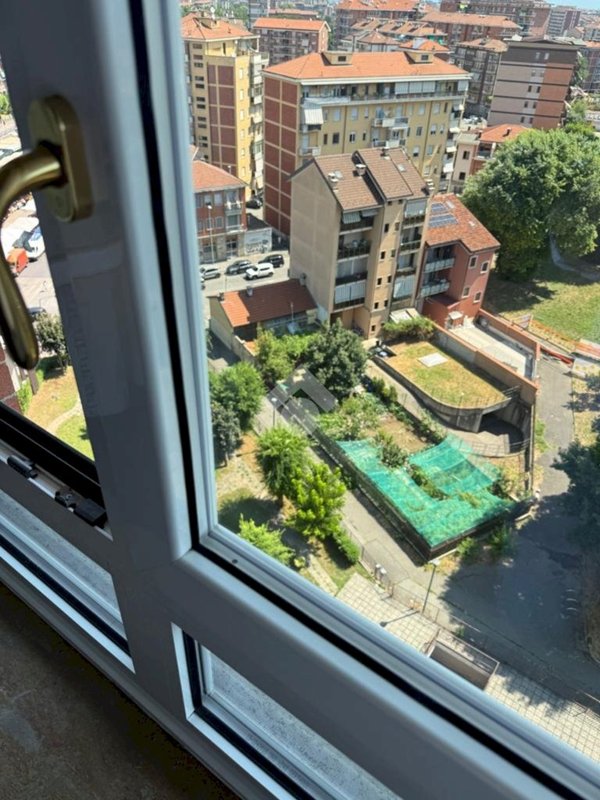appartamento in vendita a Torino in zona Lucento