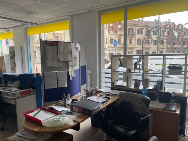 negozio in vendita a Torino in zona San Donato