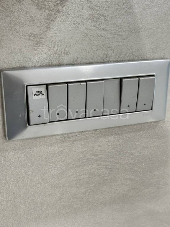 negozio in vendita a Torino in zona Santa Rita