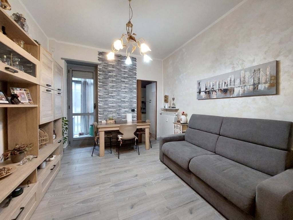 appartamento in vendita a Torino in zona Borgata Lesna