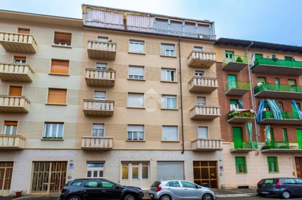 appartamento in vendita a Torino in zona Parella