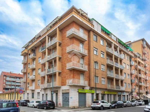 appartamento in vendita a Torino in zona Parella