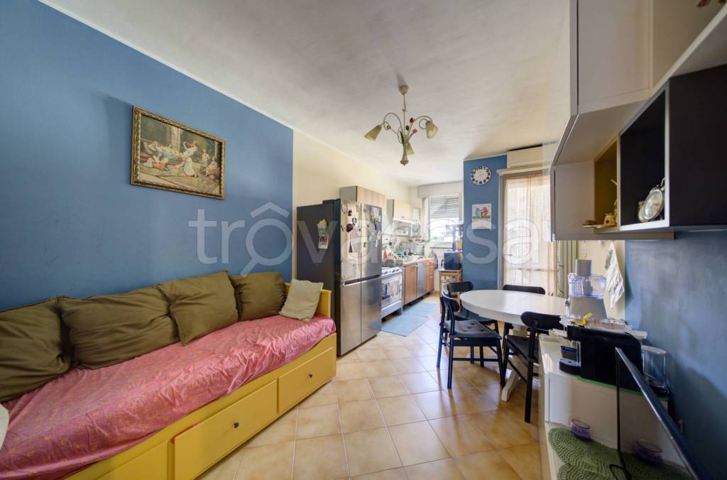 appartamento in vendita a Torino in zona Mirafiori Sud