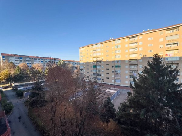 appartamento in vendita a Torino in zona Mirafiori Sud