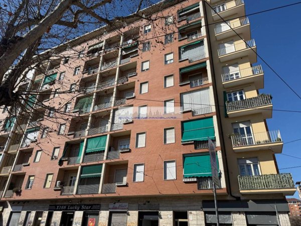 appartamento in vendita a Torino in zona Parella