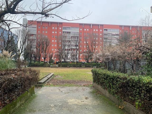 appartamento in vendita a Torino in zona Borgata Vittoria