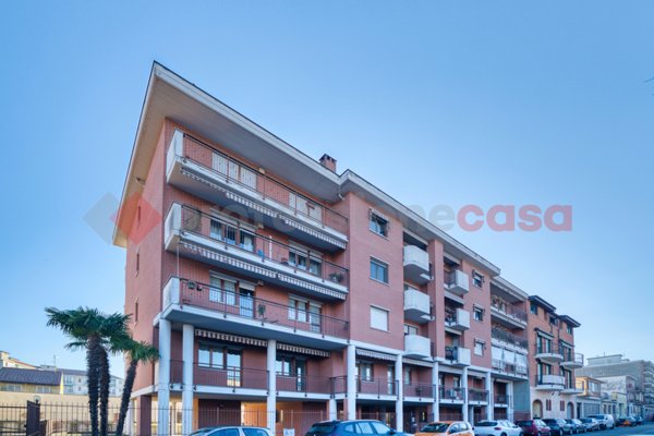 appartamento in vendita a Torino in zona Parella