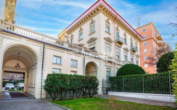 appartamento in vendita a Torino in zona Crocetta