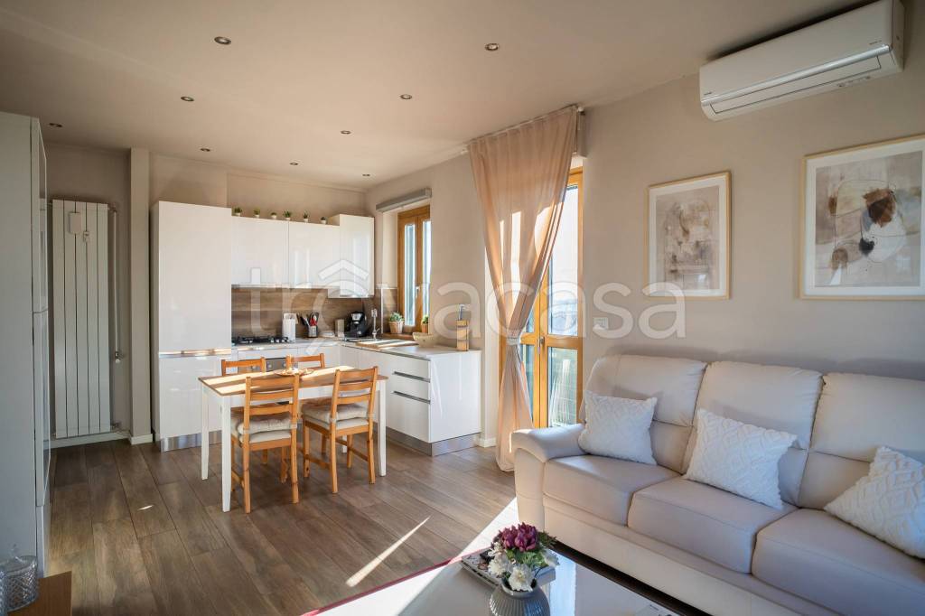 appartamento in vendita a Torino in zona Borgata Vittoria