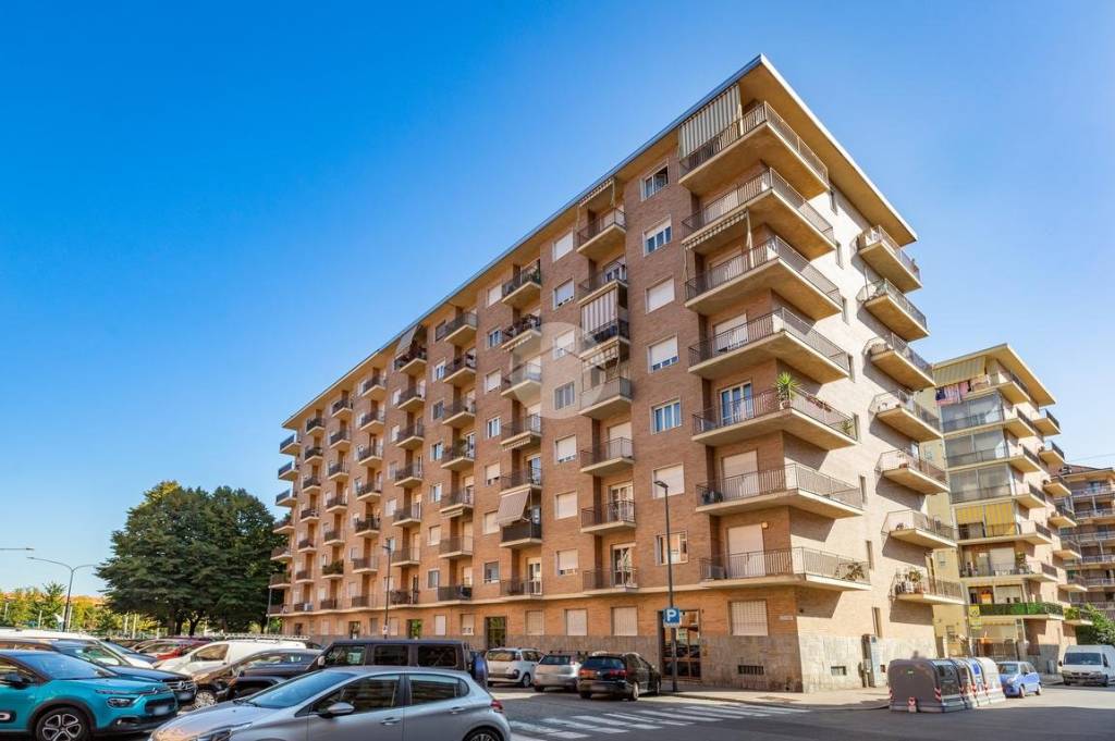 appartamento in vendita a Torino in zona Borgata Vittoria