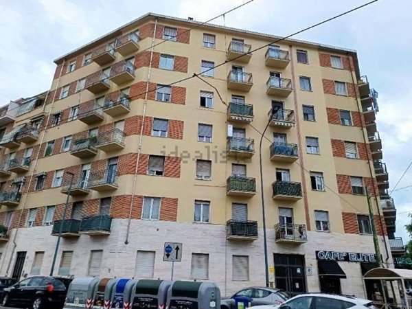 appartamento in vendita a Torino in zona Borgata Vittoria