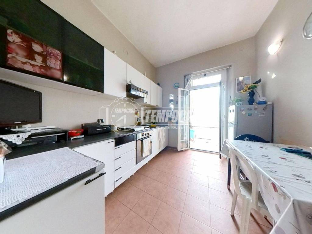 appartamento in vendita a Torino in zona Borgata Vittoria