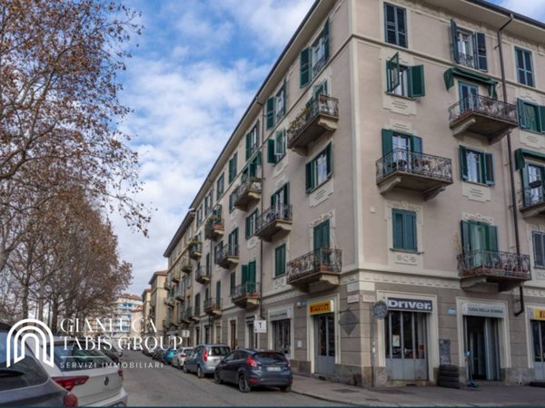 appartamento in vendita a Torino in zona Vanchiglia