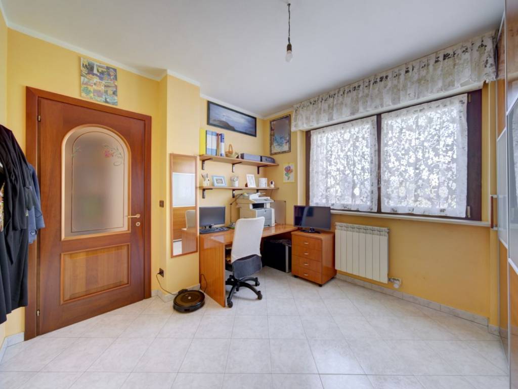 appartamento in vendita a Torino in zona Vallette