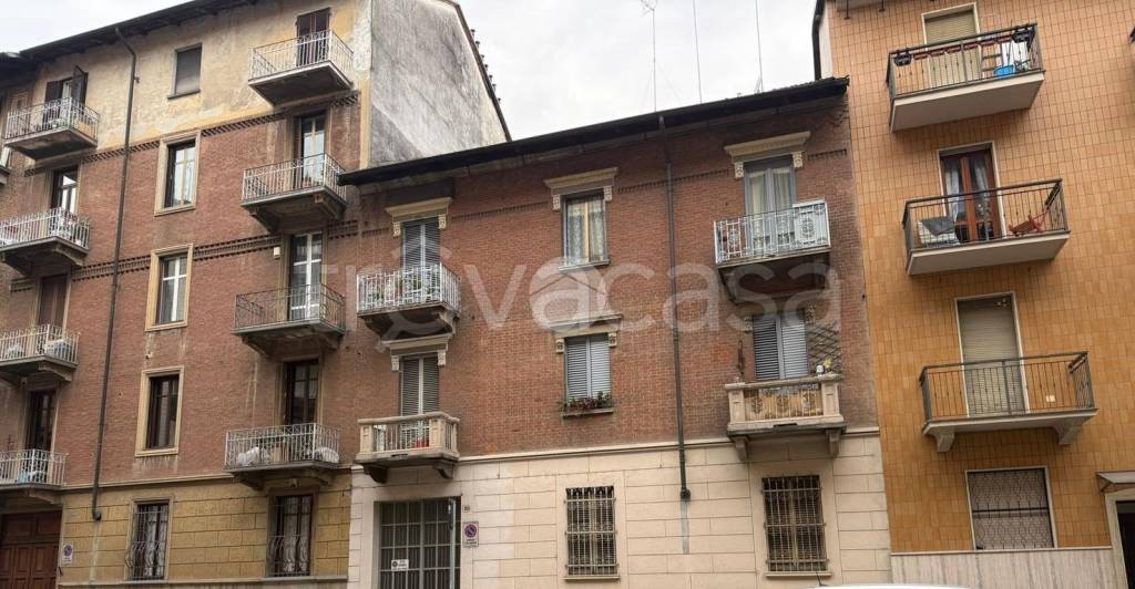appartamento in vendita a Torino in zona Borgo San Paolo