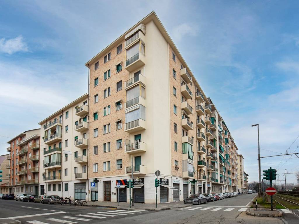 appartamento in vendita a Torino in zona Madonna di Campagna