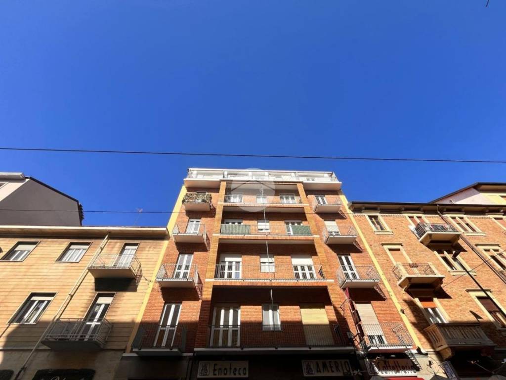 appartamento in vendita a Torino in zona Borgata Vittoria