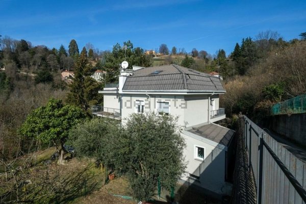 appartamento in vendita a Torino in zona Madonna del Pilone