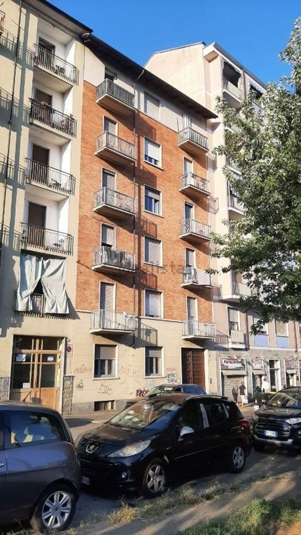 appartamento in vendita a Torino in zona Lingotto