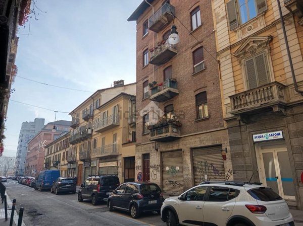 negozio in vendita a Torino in zona San Salvario