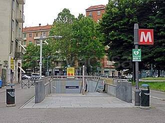 negozio in vendita a Torino in zona Pozzo Strada