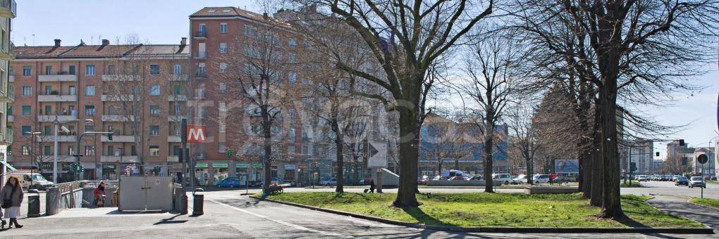 negozio in vendita a Torino in zona Pozzo Strada