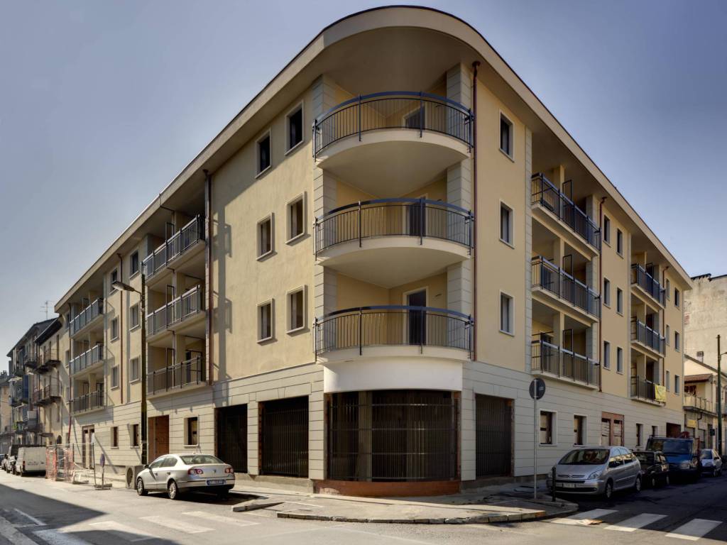 appartamento in vendita a Torino in zona Aurora