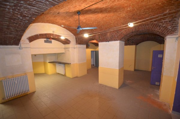 locale commerciale in vendita a Torino