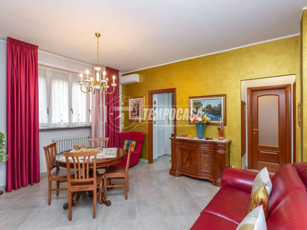 appartamento in vendita a Torino in zona Lucento