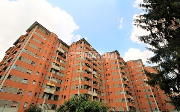 appartamento in vendita a Torino in zona Mirafiori Nord