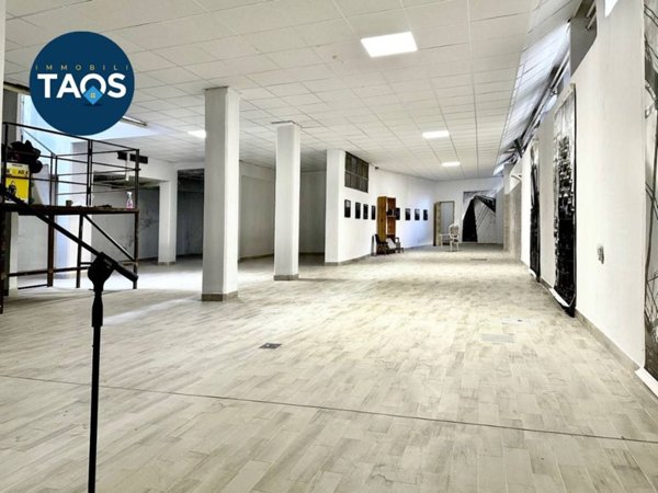 negozio in vendita a Torino in zona Rebaudengo