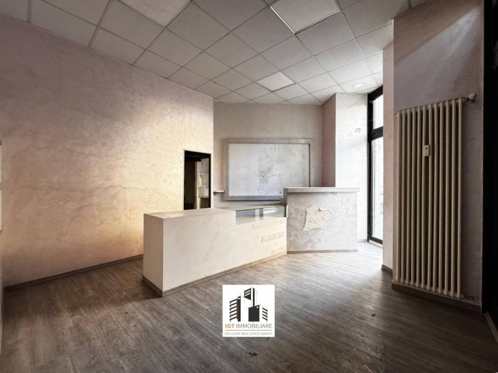 negozio in vendita a Torino in zona Millefonti