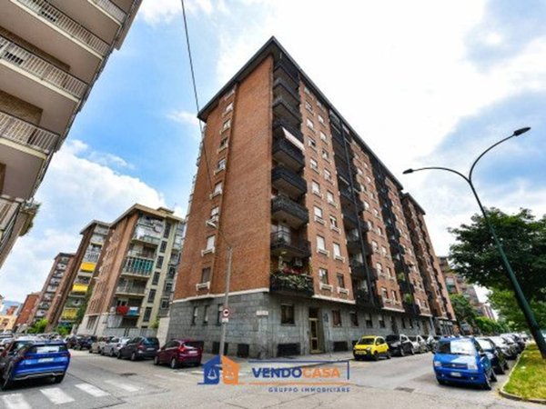 appartamento in vendita a Torino in zona Lingotto