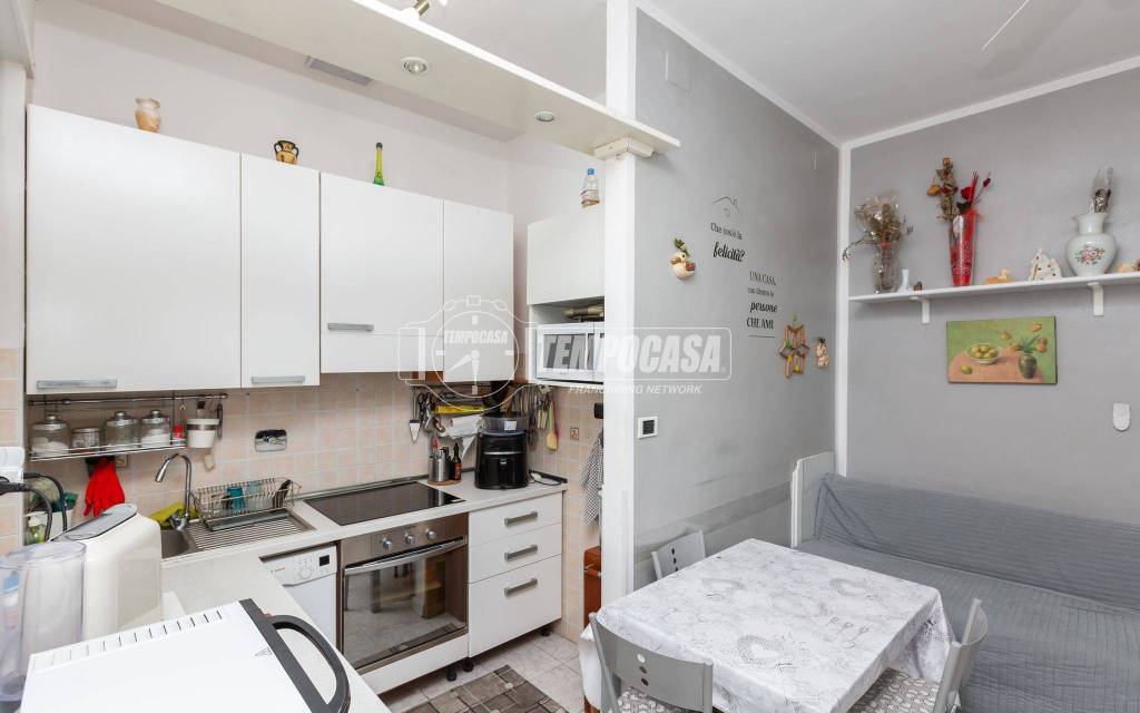 appartamento in vendita a Torino in zona Bertolla