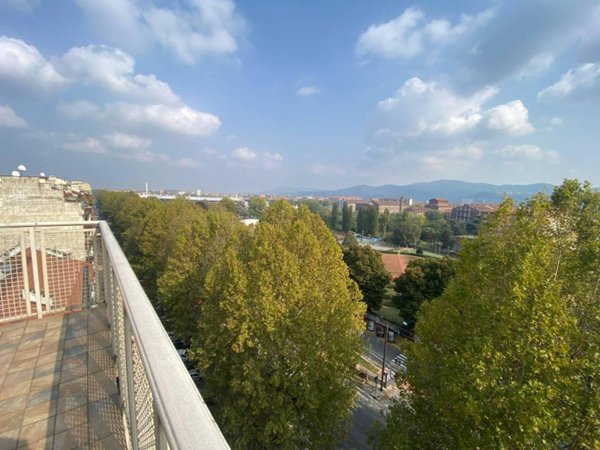 appartamento in vendita a Torino in zona Santa Rita