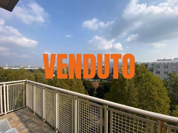 appartamento in vendita a Torino in zona Santa Rita
