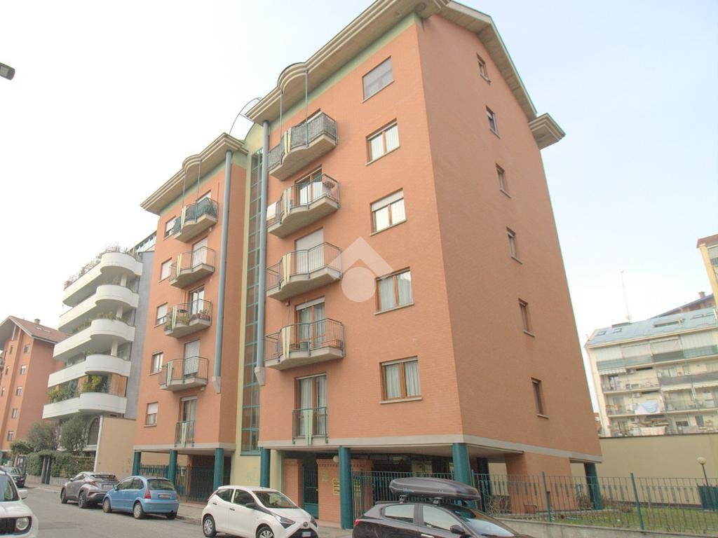 appartamento in vendita a Torino in zona Pozzo Strada