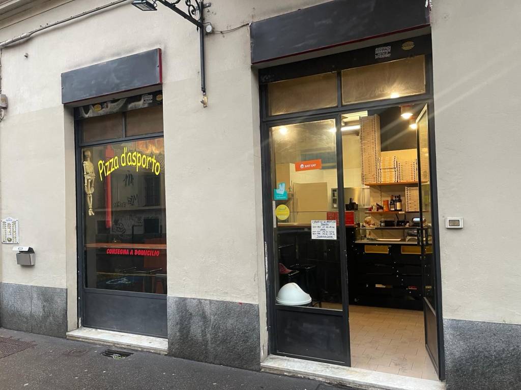 negozio in vendita a Torino in zona Vanchiglia